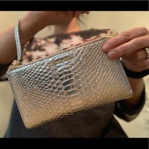 Michael Kors Adele double zip rose gold wristlet